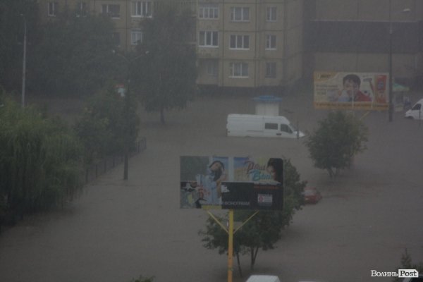 вул.Кравчука, поблизу СК Наталка. Фото: Тетяна Яцечко-Блаженко